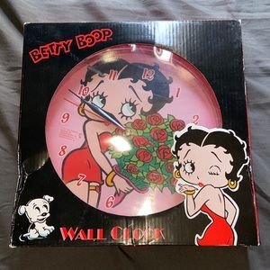 Betty Boop wall clock❤️